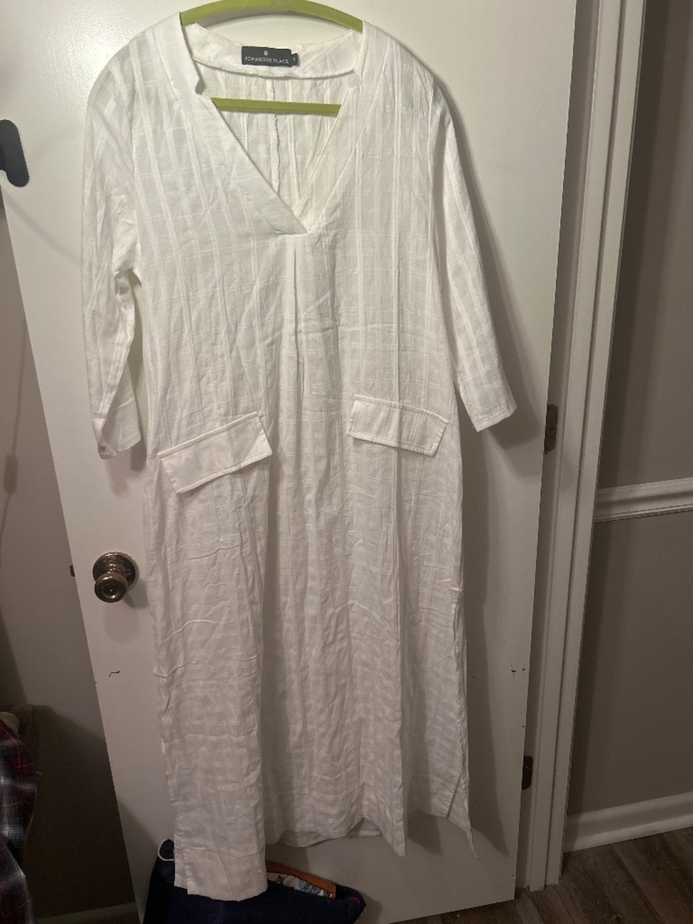 White Carolina Caftan
POMANDER PLACE
